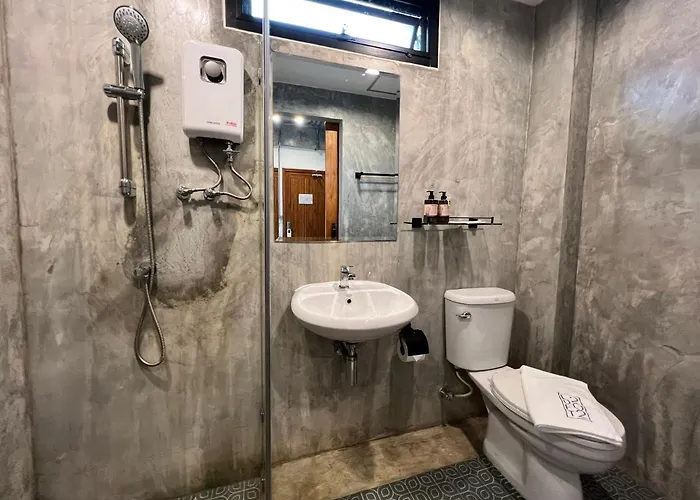 Loft 202 Hotel 4*