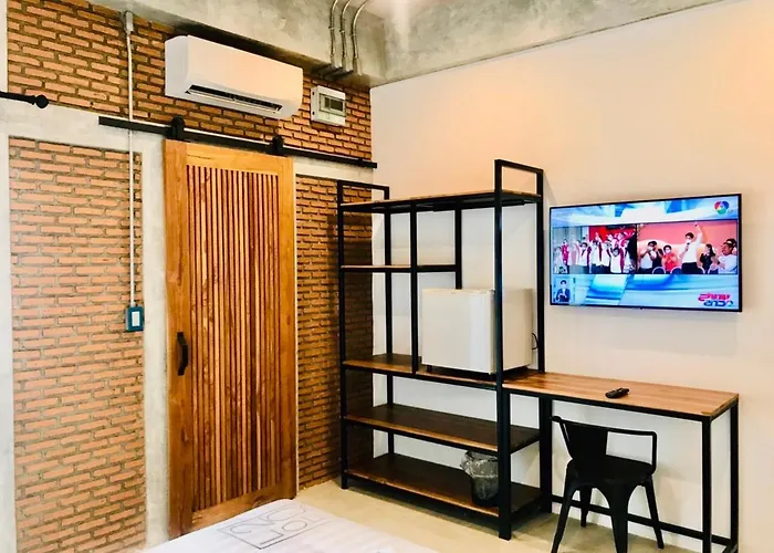 Loft 202 酒店