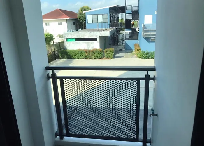 Loft 202