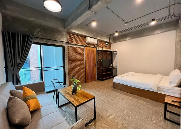 Отель Loft 202 Бангкок