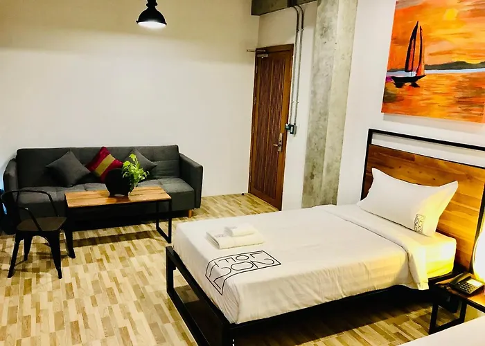 Отель Loft 202