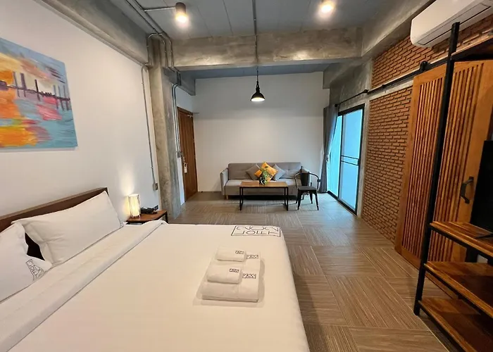 Отель Loft 202 4*