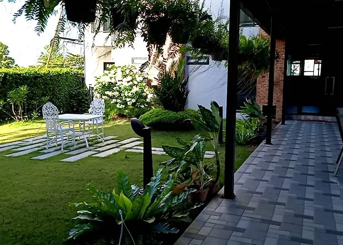 Loft 202 Отель