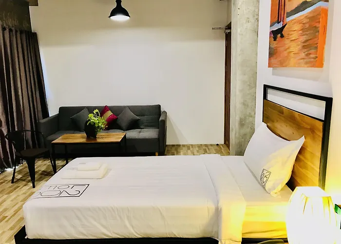 Loft 202 Hotel 4*